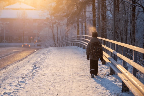 Riccardo, băiatul obligat să meargă prin zăpadă pentru că nu avea bani de biletul de autobuz scumpit, invitat la ceremonia de deschidere a Jocurilor de iarnă