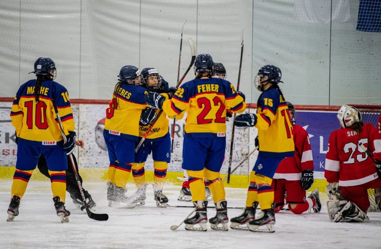 România învinge Serbia la lovituri de departajare, la Mondialul de hochei pe gheață feminin Divizia III / Grupa A