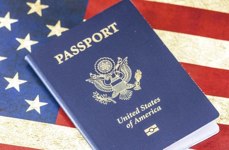 Românii care se întorc acasă după ani de Diaspora / „Nu mai sunt chiriaș în viața mea”