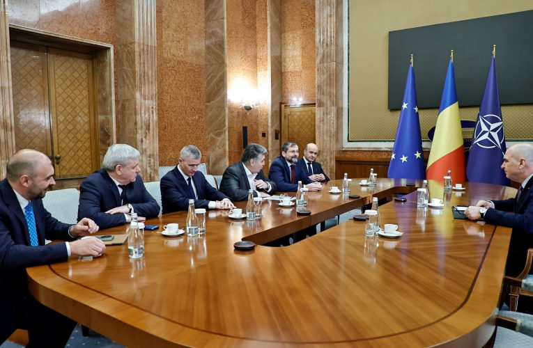 Șase primari de municipii au cerut să se întâlnească cu Ilie Bolojan. Premierul i-a primit la Palatul Victoria