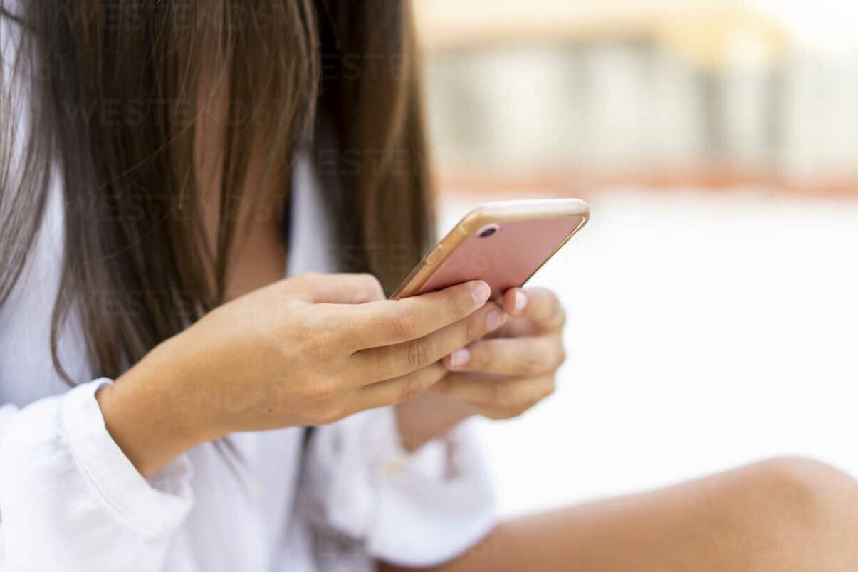 Scanezi produsul și vezi dacă e fabricat în SUA: aplicațiile folosite de danezi pentru a evita produsele americane