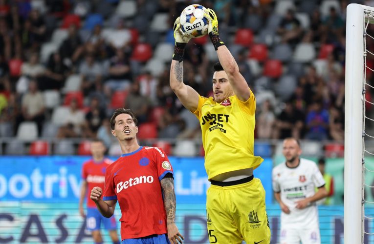 Schimb de portari în Superliga. Cătălin Căbuz semnează cu FC Argeș, David Lazar ajunge la Hermannstadt