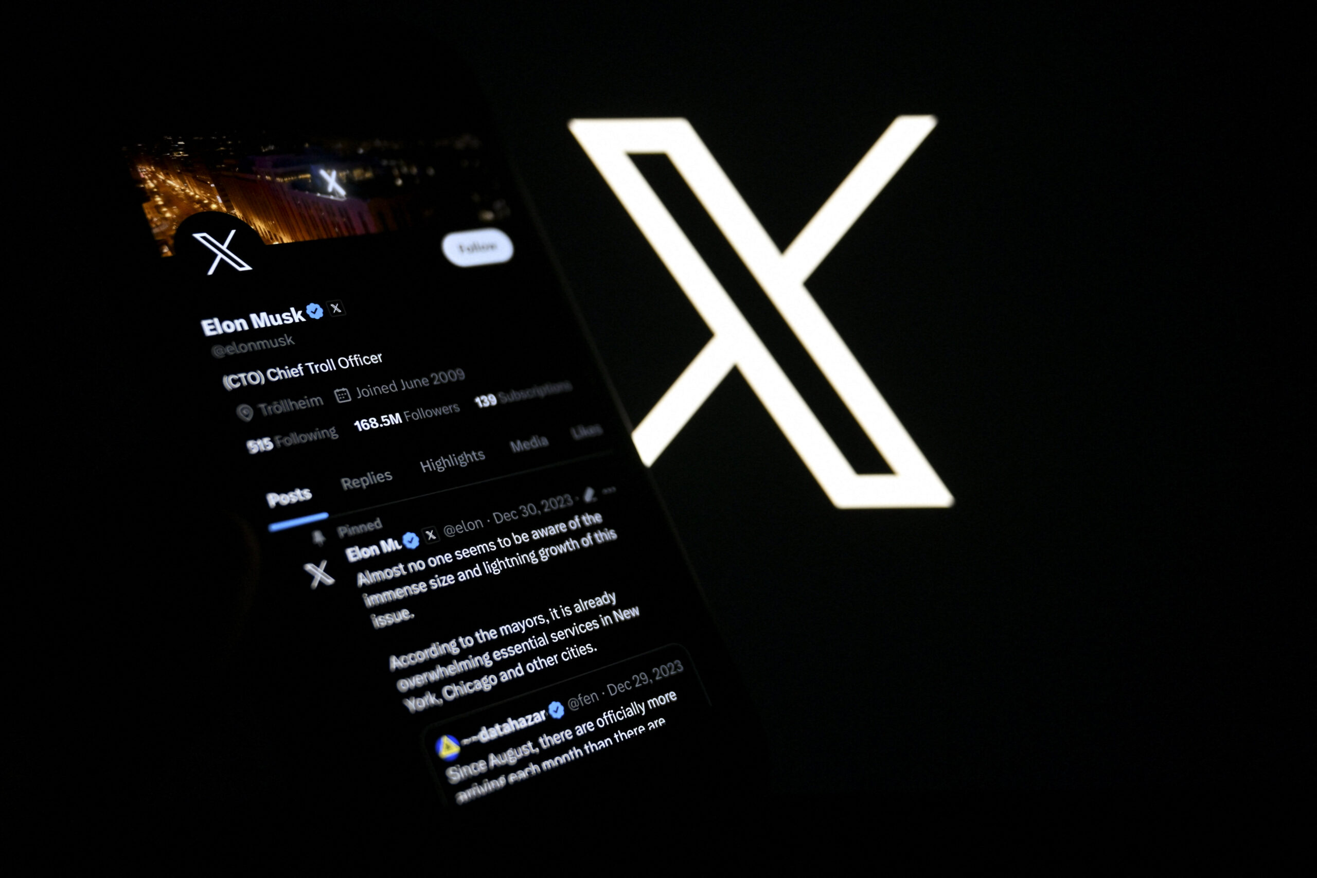 Sondaj: Aproape jumătate dintre europeni ar susține interzicerea platformei X în UE dacă încalcă în continuare legea