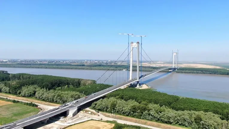 Speed ​​restrictions at the Danube bridge in Brăila. Repairs are being made again in the area