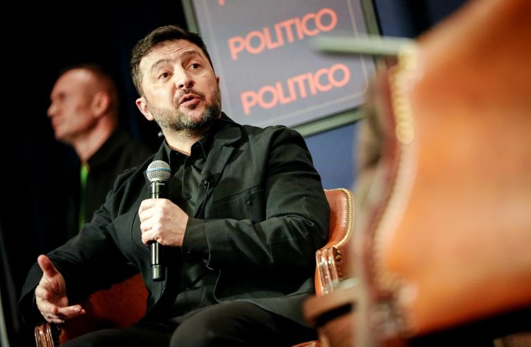 „Sunt mai tânăr. Nu mai are mult timp la dispoziție”. Zelenski își compară vârsta cu cea a lui Putin