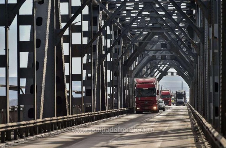 Trafic deviat spre Vama Giurgiu, din cauza lucrărilor la Podul Prieteniei