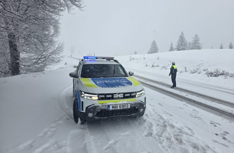 Viscol la Rânca: Poliția a instalat filtru rutier. Cine nu are lanțuri și 4×4 nu trece