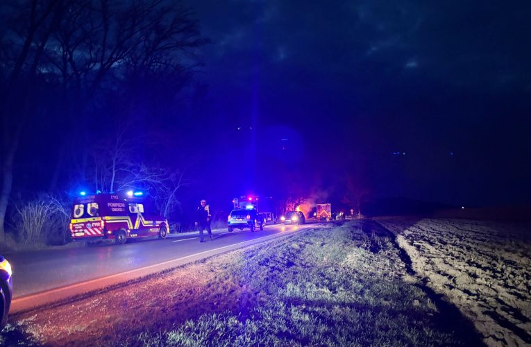 Accident grav pe DN 15D în județul Neamţ: patru persoane decedate și trei rănite, iar o maşină a luat foc în urma impactului