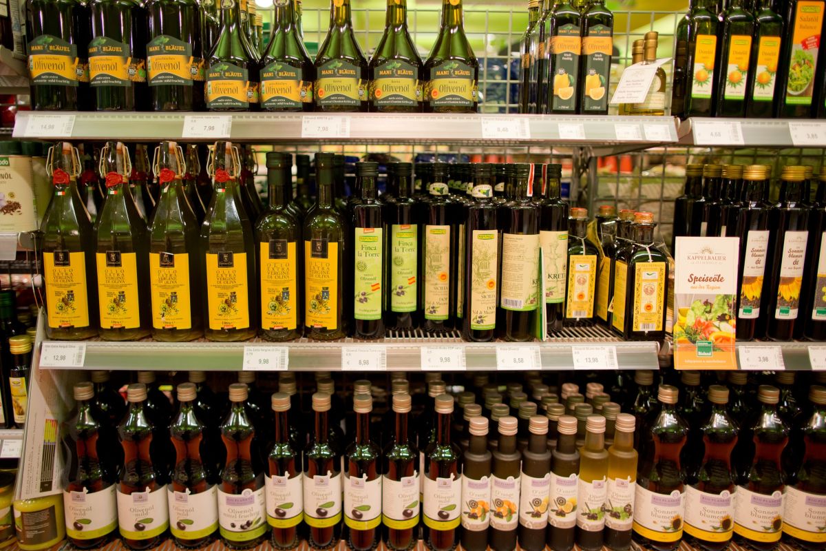 Adio ulei de măsline falsificat? Instrumentul de detectare a fraudelor bazat pe AI ar putea transforma siguranța alimentară în UE