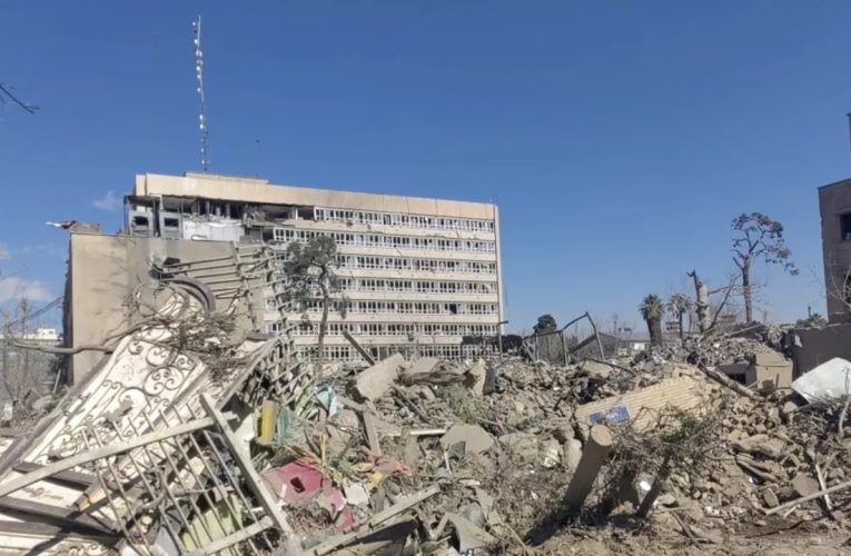 Aproximativ un milion de americani sunt blocați în Orientul Mijlociu din cauza situației din Iran