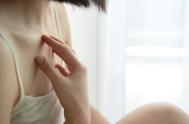 Bătaie între două eleve la o școală din Prahova