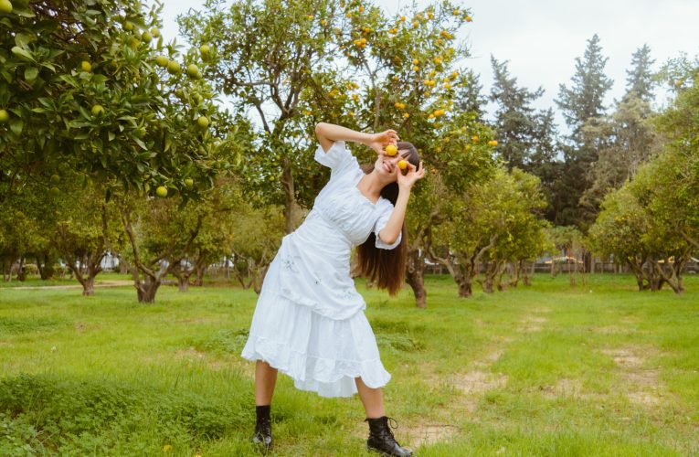 Ce dezvăluie Raportul Mondial privind Fericirea despre social media și cea mai fericită țară