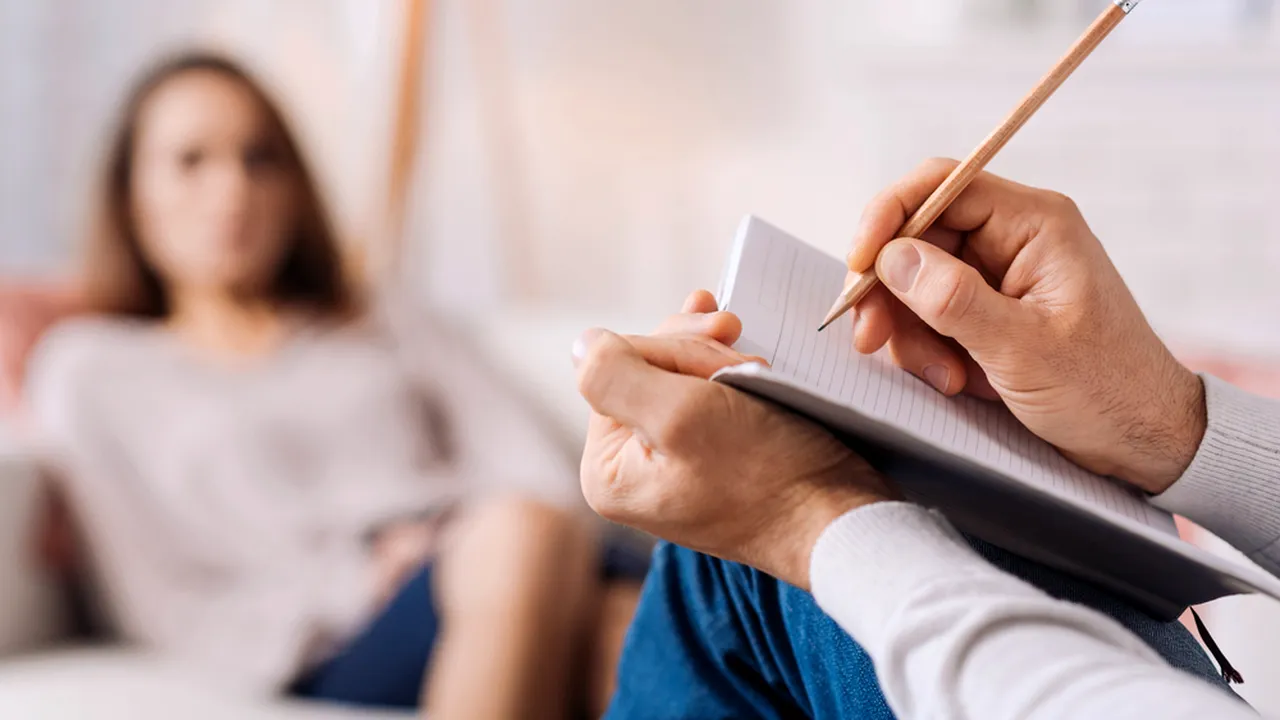 Ce este terapia de șoc folosită în psihologie și psihiatrie timp de zeci de ani. Cum s-a schimbat modul de aplicare