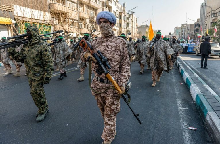 Ce urmează în Iran după moartea lui Khamenei? Bătălia pentru succesiune