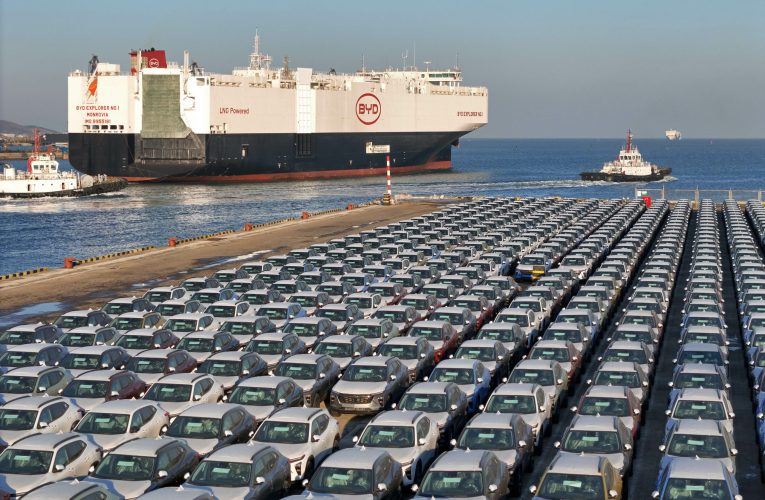 Cel mai mare producător de mașini electrice din lume a raportat o scădere puternică a vânzărilor în februarie