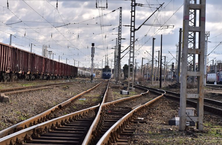CFR: Circulația trenurilor a fost temporar suspendată la Fetești, în urma unui incident tehnic