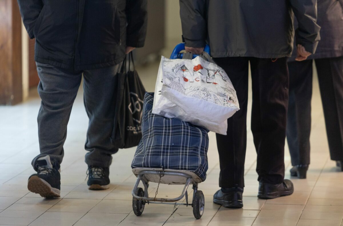 Creșterile la raft de 10-15% sunt un scenariu plauzibil, deși nu exclusiv din cauza transportului. Presiunea vine pe mai multe paliere simultan – Estimările specialiștilor