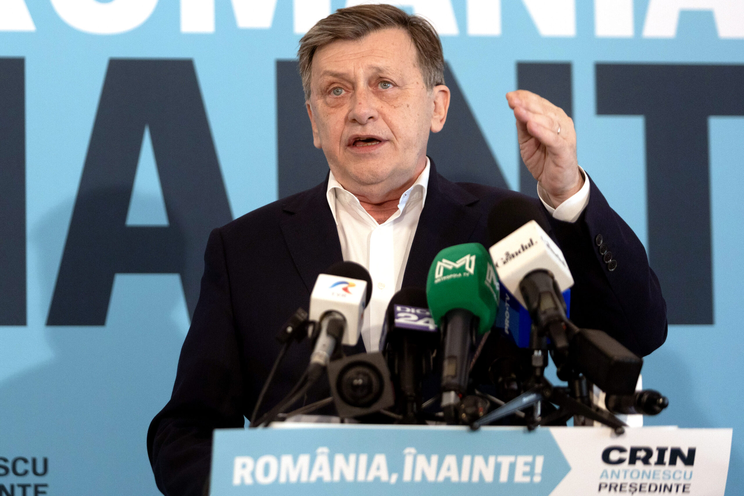 Crin Antonescu: „Eu cred că această coaliţie nu merge. Cred că ar fi trebuit mai multă cumpănire atunci când s-a constituit Guvernul”. Ce a declarat despre alegeri anticipate