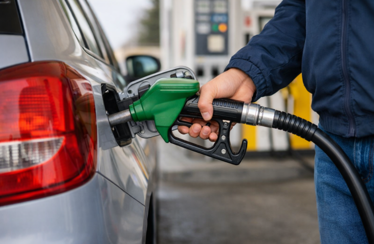 Cum să reduci consumul de carburant: 10 trucuri simple care îți scad costurile imediat