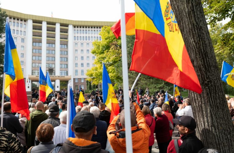 Cum sunt recrutați tineri din Republica Moldova pentru operațiuni de destabilizare în Europa: promisiuni de 500 de dolari și tabere de antrenament în Bosnia și Serbia, într-o rețea legată de Rusia