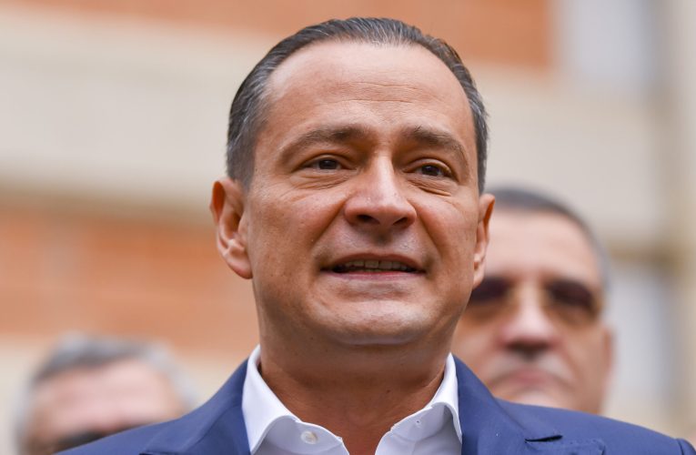 Daniel Băluță: „Taxa de dezvoltare urbană a fost revocată!”. Cetățenii din Sectorul 4, sprijin financiar de 600 de lei pentru achiziția de carburanți