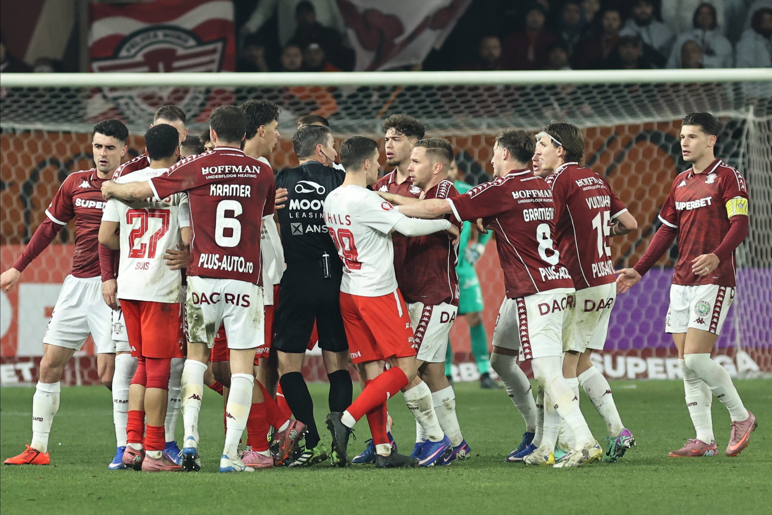 Dinamo anunță că va sesiza UEFA după controversa din derbiul cu Rapid, în lipsa unei „reacții prompte și temeinice” a CCA