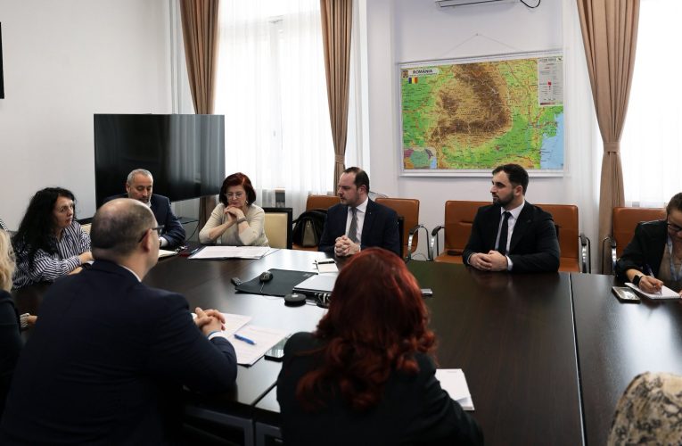 Discuții la Ministerul Sănătății despre polițele de asigurare profesională pentru rezidenți