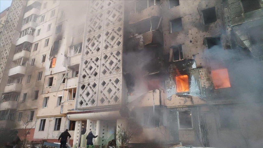 Doi morți și 10 răniți într-un atac aerian rusesc la Harkov