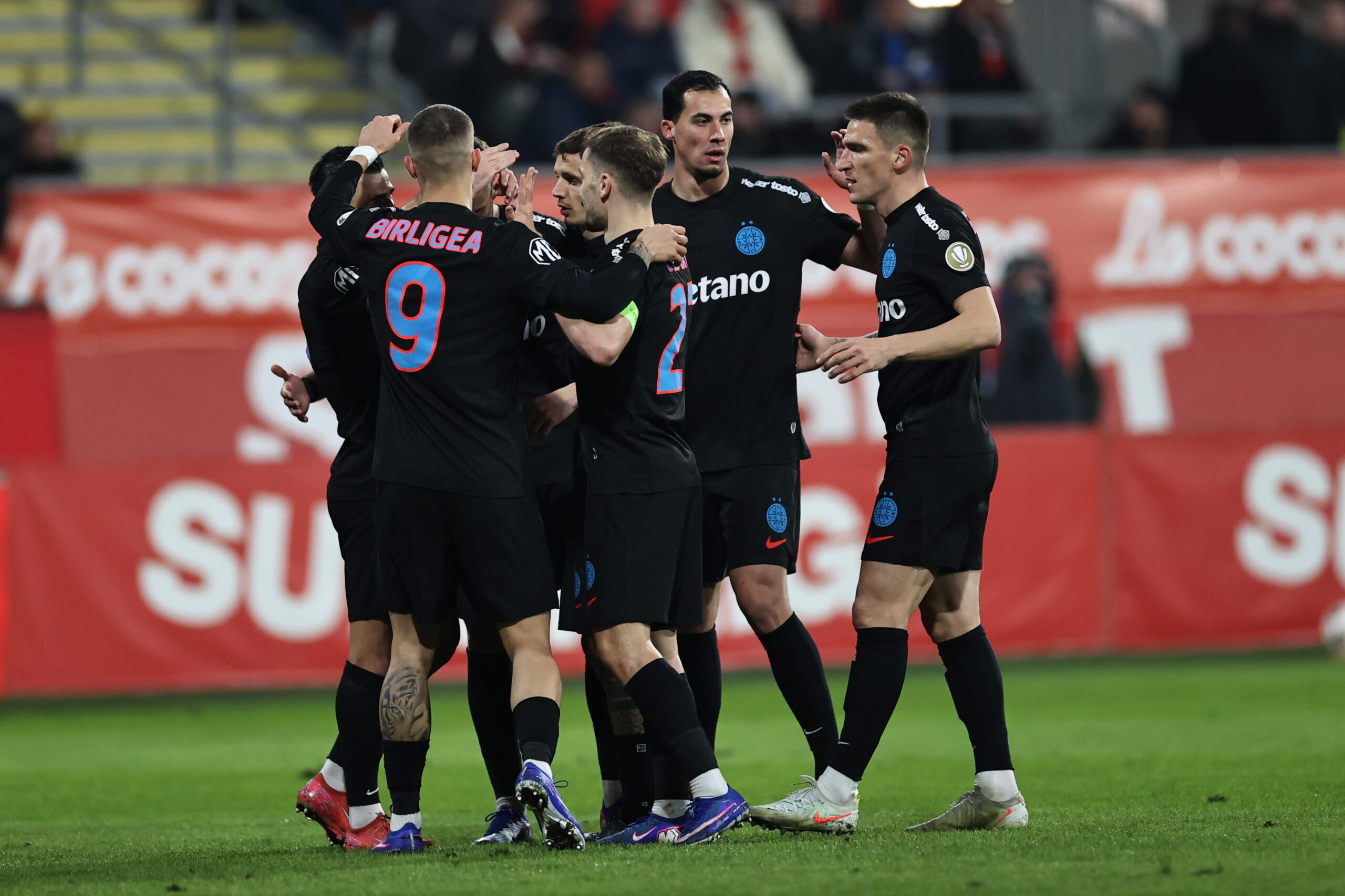 FCSB s-a impus la Arad cu UTA și pornește în play-out-ul din Superliga de fotbal din postura de lider