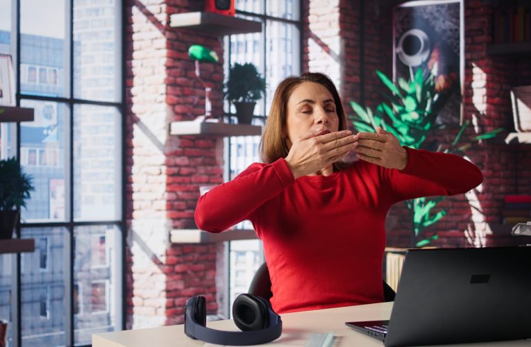 Frâna de urgență a creierului, activată în câteva secunde. Tehnica pe care o recomandă psihiatrii