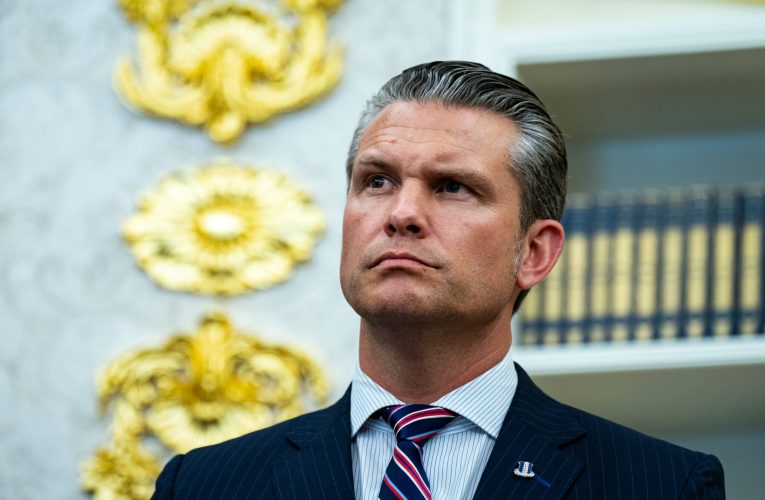 Hegseth îi spune ministrului israelian al Apărării să „continue până la capăt” atacurile asupra Iranului