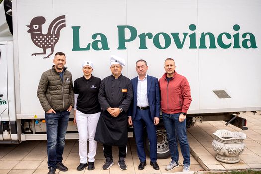 Hrana care unește comunitatea: sute de copii, sprijiniți prin campania Fundației Carmistin, Ziua Meselor Școlare