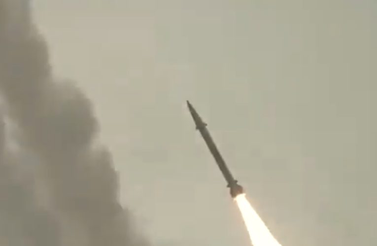 Iranul amenință cu lovirea instalației nucleare israeliene de la Dimona în cazul unei schimbări de regim la Teheran