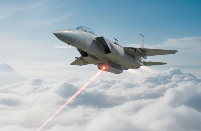 Israel montează lasere pe avioane pentru a intercepta dronele. Vor putea lovi și alte ținte