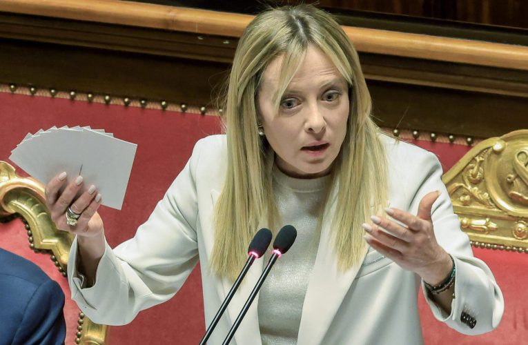 Italia și Austria reduc taxele pe combustibil