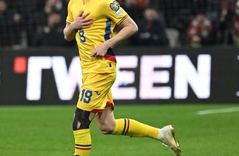 Liniște apăsătoare și tristețe profundă, atmosfera din vestiarul tricolorilor după eșecul de la Istanbul