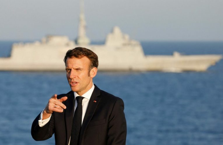 Macron anunță confiscarea în Marea Nordului a unui petrolier din flota fantomă a Rusiei