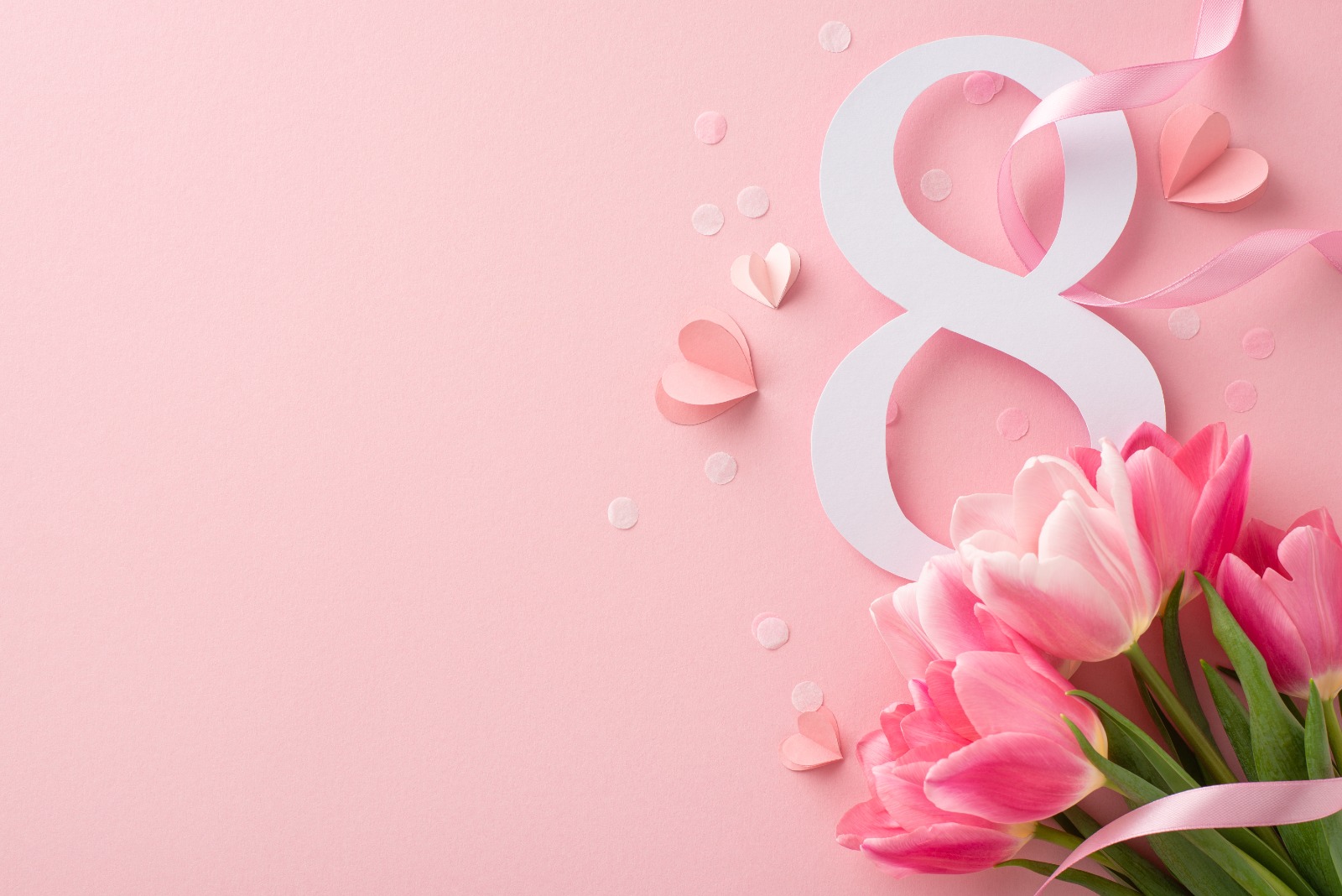 Mesaje 8 Martie 2026: Cele mai frumoase urări și felicitări de Ziua Femeii pentru cele mai speciale persoane din viața noastră