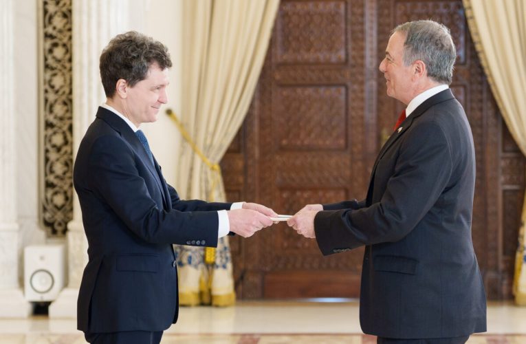 Noul ambasador SUA în România s-a întâlnit cu Nicușor Dan. El și-a prezentat scrisoarea de acreditare