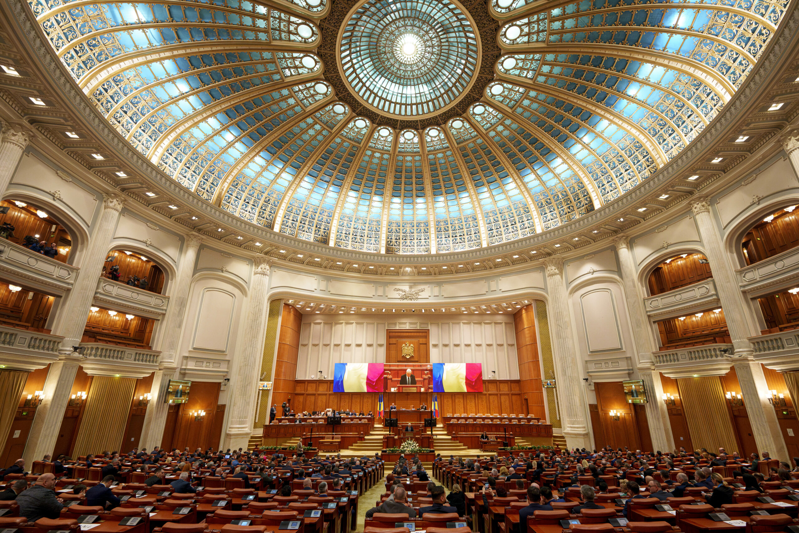 Parlamentul a suspendat dezbaterile pe Bugetul de stat pe 2026. Adoptarea va avea loc astăzi