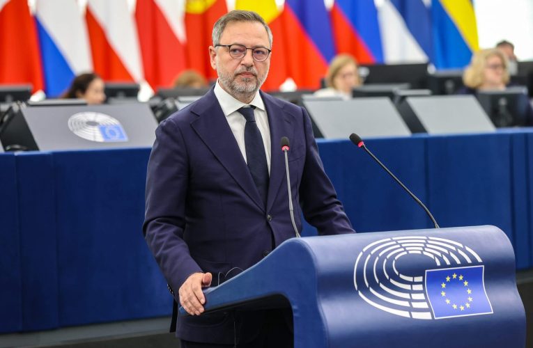 PNL acuză PSD că se apropie de AUR, SOS și POT. Dan Motreanu: Să spună clar de unde vin banii pentru aceste măsuri