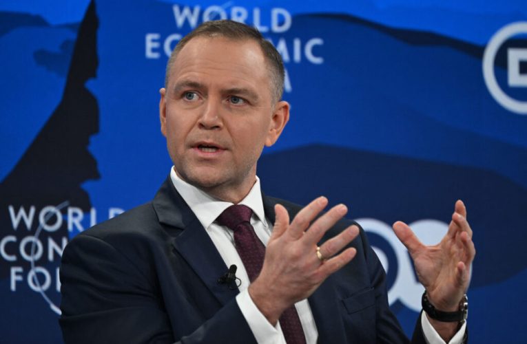 Polonia reduce treptat sprijinul pentru refugiații ucraineni