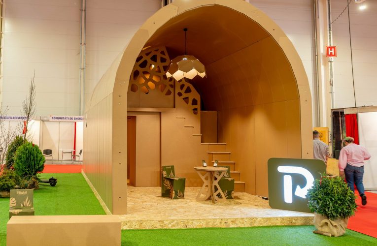 Premiera mondială care schimbă regulile jocului: Pliabil Studio lansează prima casă modulară din carton structural