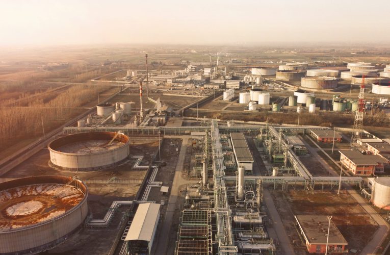 Presa maghiară: Județul Brașov, viitorul centru european al metalelor rare din Groenlanda