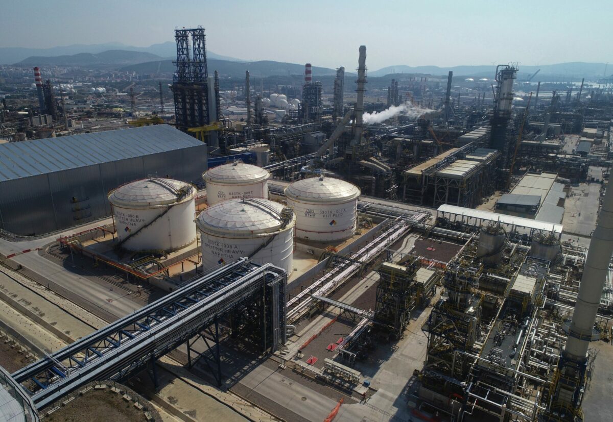 Prețul petrolului scade după ce Trump a anunțat progrese în negocierile cu Iranul
