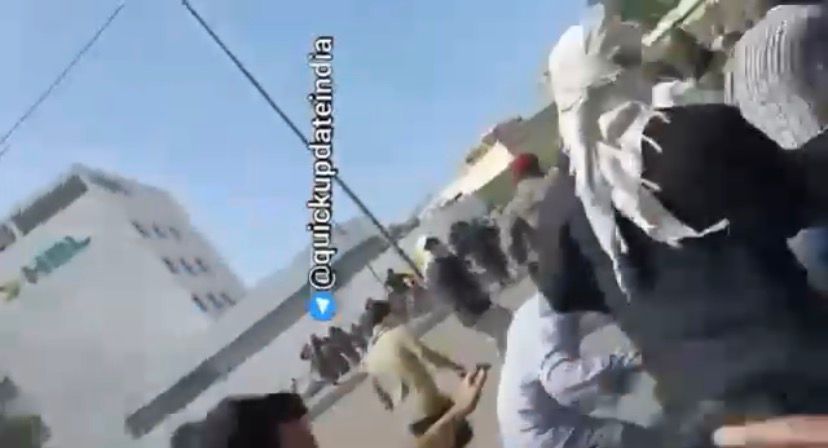 Protestatari uciși în Pakistan după ce au luat cu asalt consulatul SUA