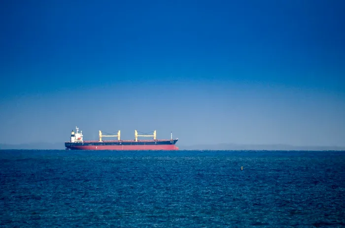 Război în Orientul Mijlociu, ziua 14 | Un avion cisternă al SUA s-a prăbușit în Irak / SUA le permite țărilor să cumpere petrol rusesc timp de o lună / Macron a condamnat atacul asupra bazei militare din Irak