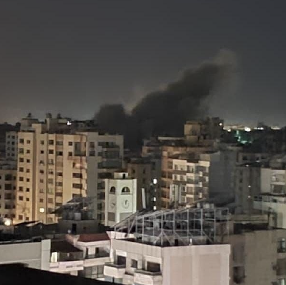 Război în Orientul Mijlociu, ziua 24. Noi atacuri între Iran, Israel și Liban, pe fondul discuțiilor despre un acord. WSJ: Mii de pușcași marini ai SUA ajung vineri în Orient, când se expiră termenul limită dat de Trump