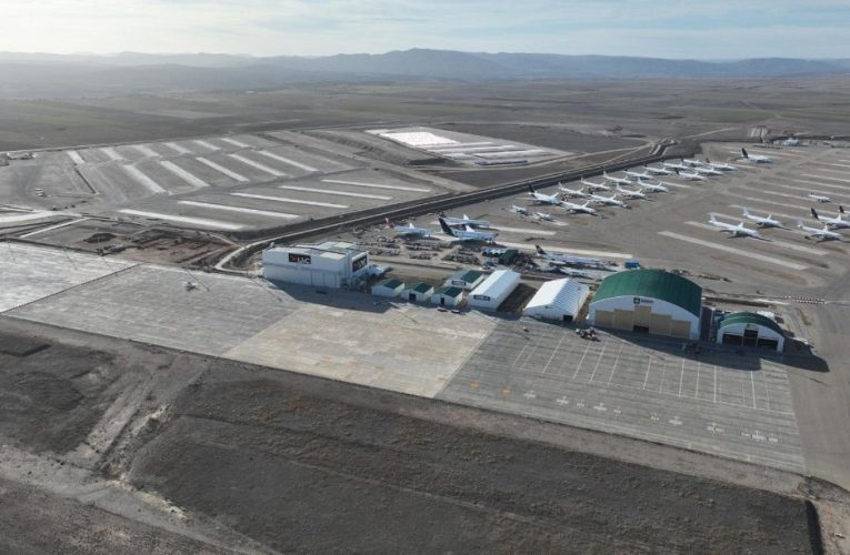 Războiul din Iran a transformat un aeroport uitat din Spania în adăpost pentru giganții cerului