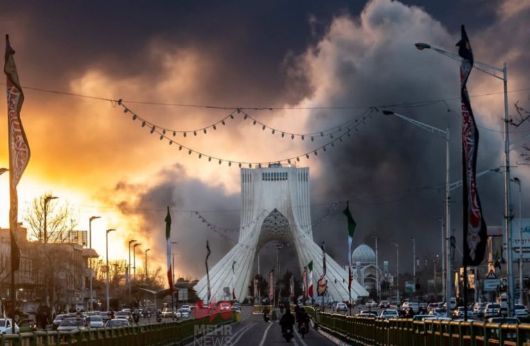 Războiul din Orientul Mijlociu. Trump anunță că întrerupe relațiile cu Spania și îl atacă și pe premierul britanic: „Nu este Churchill!” / Explozii puternice în Dubai și Abu Dhabi